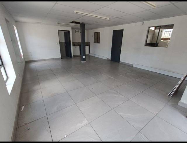 INDUSTRIAL PROPERTY TO RENT IN HALFWAY HOUSE